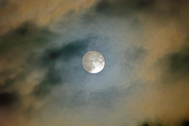 Lune_0002.jpg
