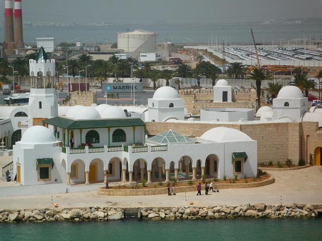 TU003.jpg