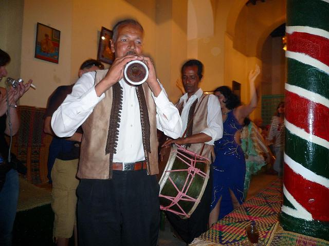 TU044.jpg