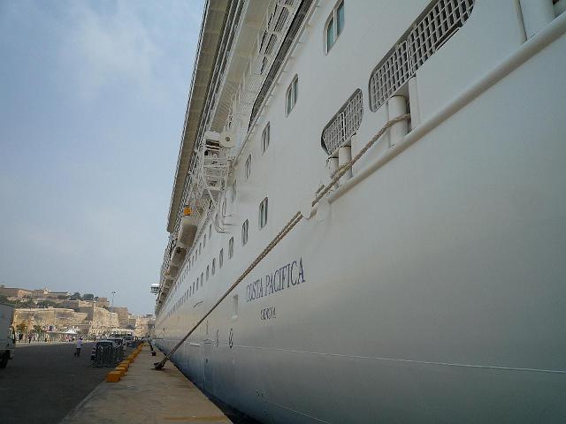 LV016.jpg
